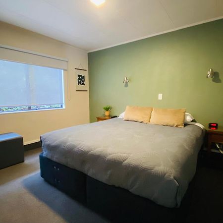 Commodore Motel Dunedin Buitenkant foto