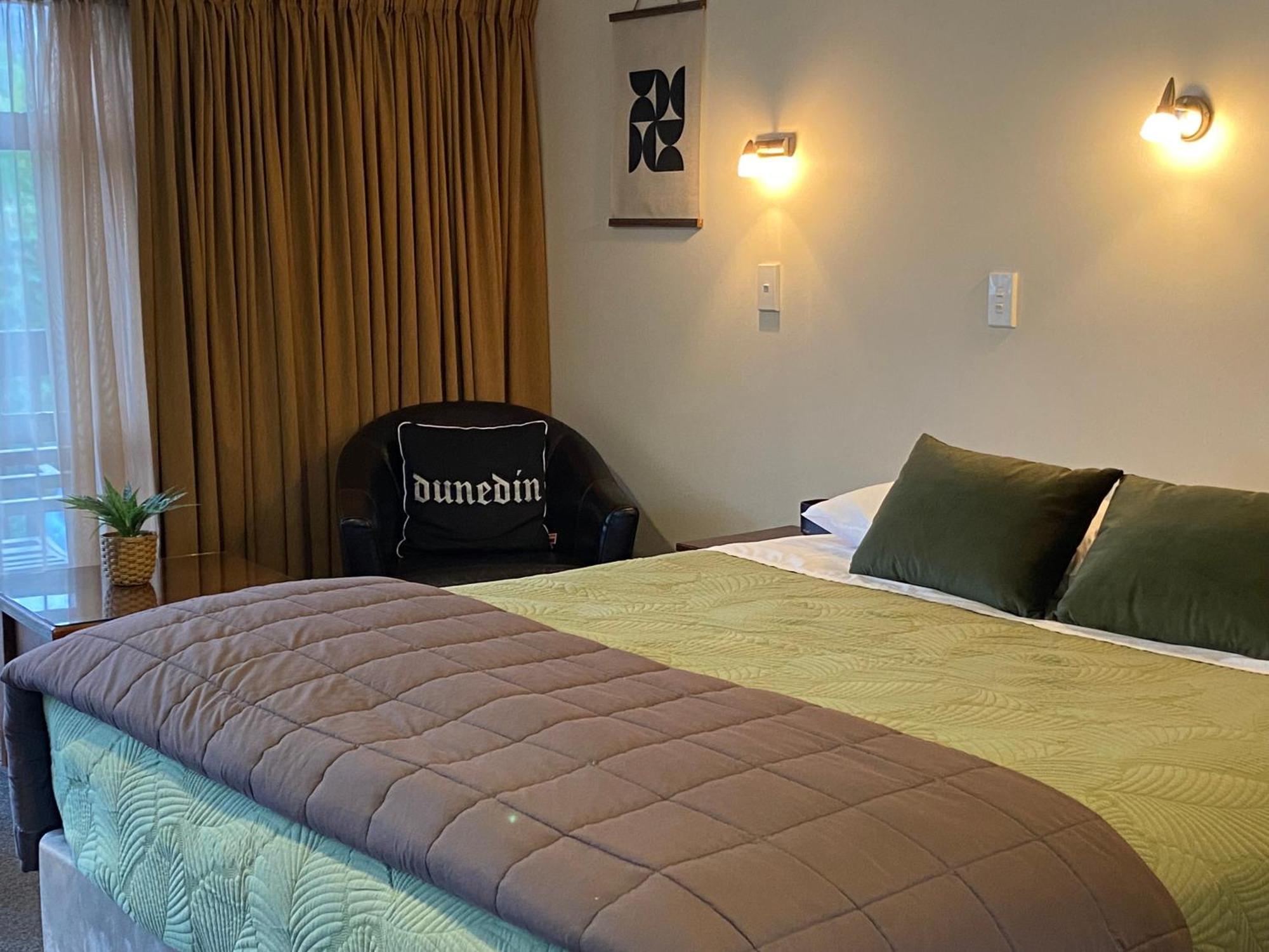 Commodore Motel Dunedin Buitenkant foto