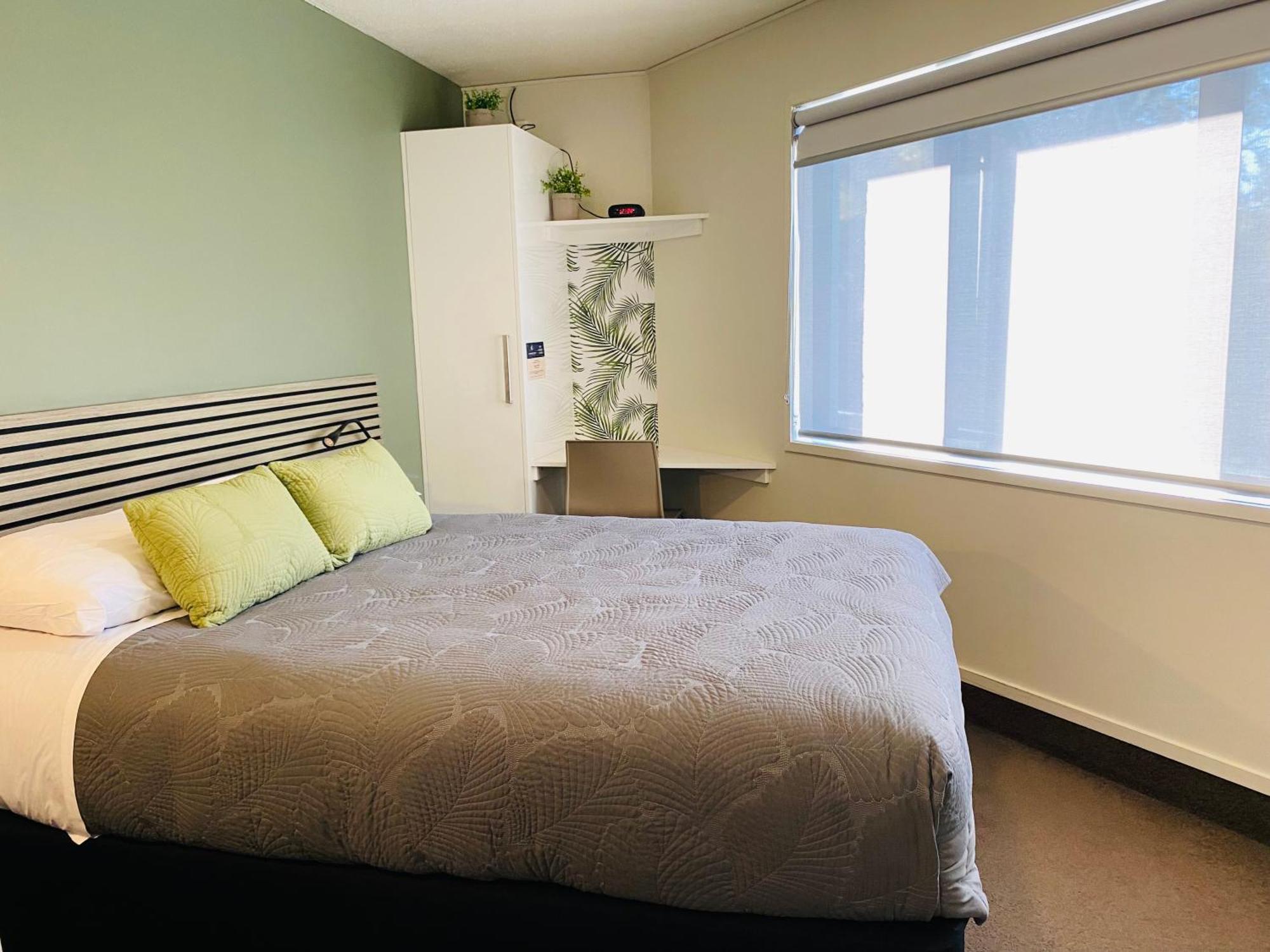 Commodore Motel Dunedin Buitenkant foto