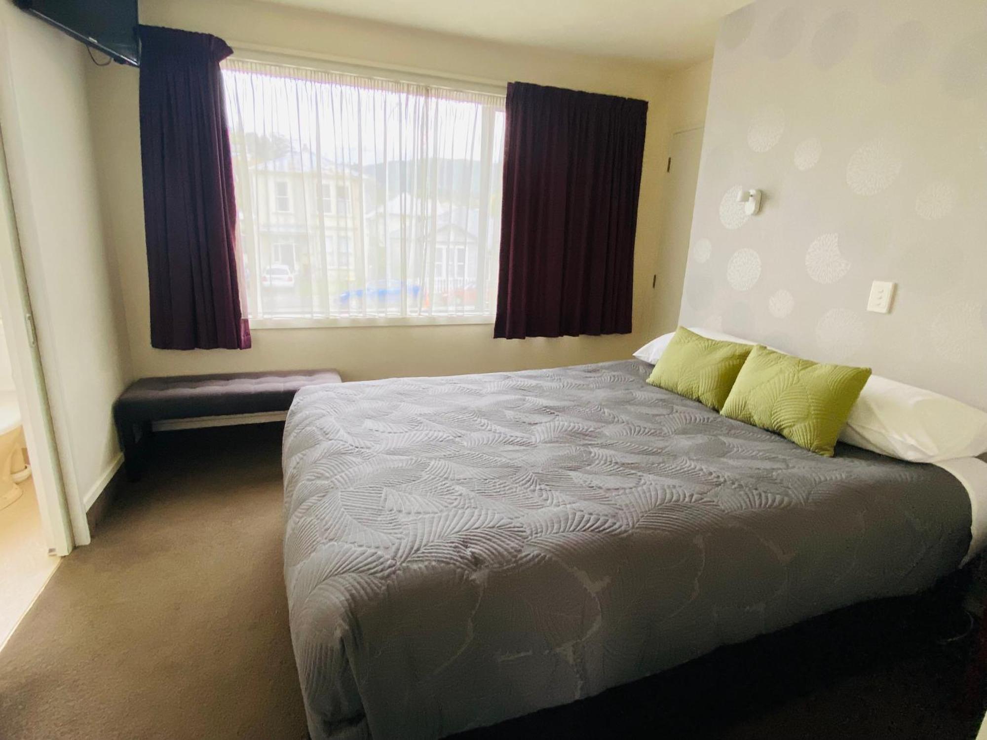 Commodore Motel Dunedin Buitenkant foto